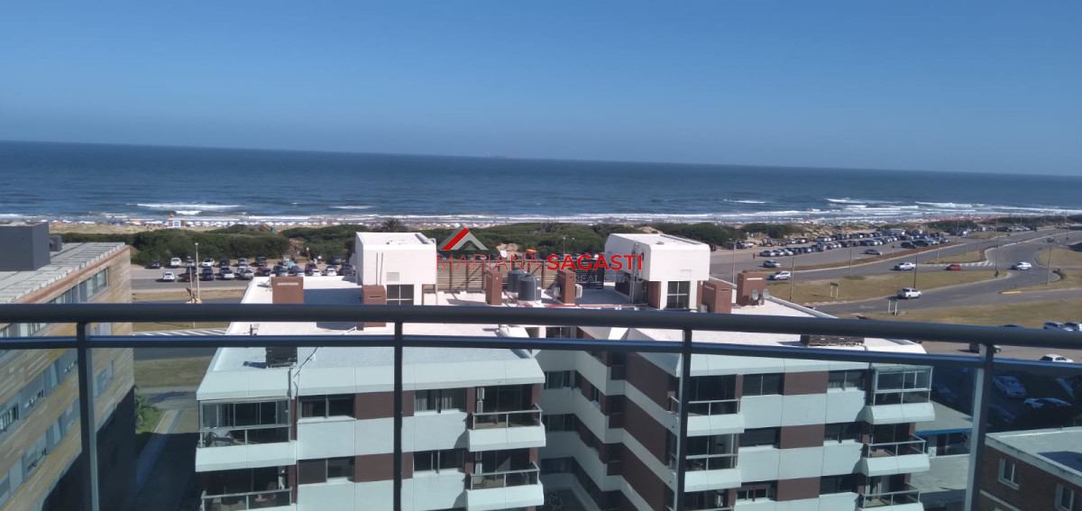 Apartamento ID.3605 - PUNTA DEL ESTE BRAVA 3 DORMITORIOS Y DEPENDENCIA 