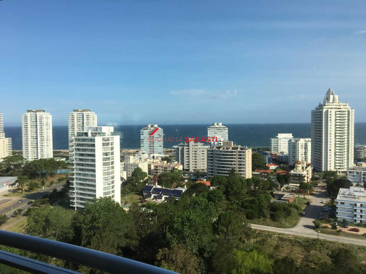 Apartamento ID.3817 - PUNTA DEL ESTE BRAVA OCEAN DRIVE 2 DORMITORIOS 