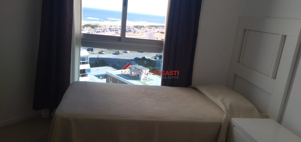 Apartamento ID.3605 - PUNTA DEL ESTE BRAVA 3 DORMITORIOS Y DEPENDENCIA 