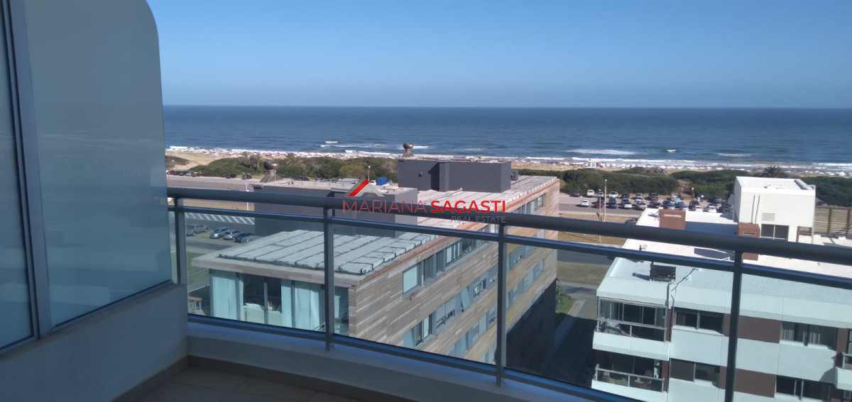 Apartamento ID.3605 - PUNTA DEL ESTE BRAVA 3 DORMITORIOS Y DEPENDENCIA 