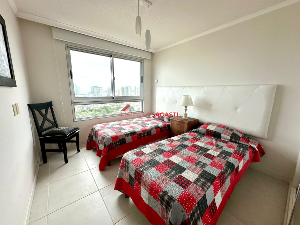 Apartamento ID.3817 - PUNTA DEL ESTE BRAVA OCEAN DRIVE 2 DORMITORIOS 