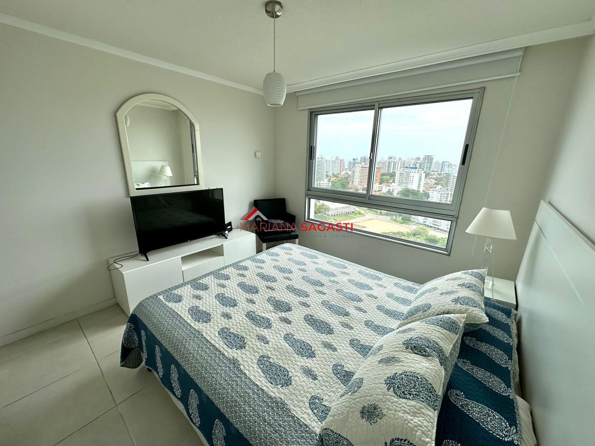 Apartamento ID.3817 - PUNTA DEL ESTE BRAVA OCEAN DRIVE 2 DORMITORIOS 