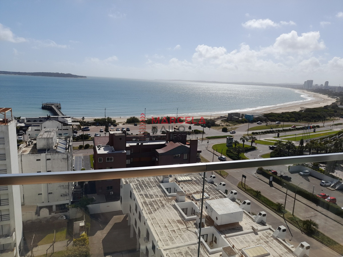 PUNTA DEL ESTE MANSA APARTAMENTO CON EXCELENTE VISTA 2 DORMITORIOS Y DEPENDENCIA  - BAI925A
