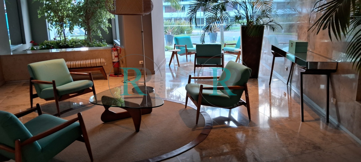 Apartamento ID.1850 - PUNTA DEL ESTE BRAVA APTO DE 2 DORMITORIOS EN SUITE BALCON GARAJE AMENITIES 
