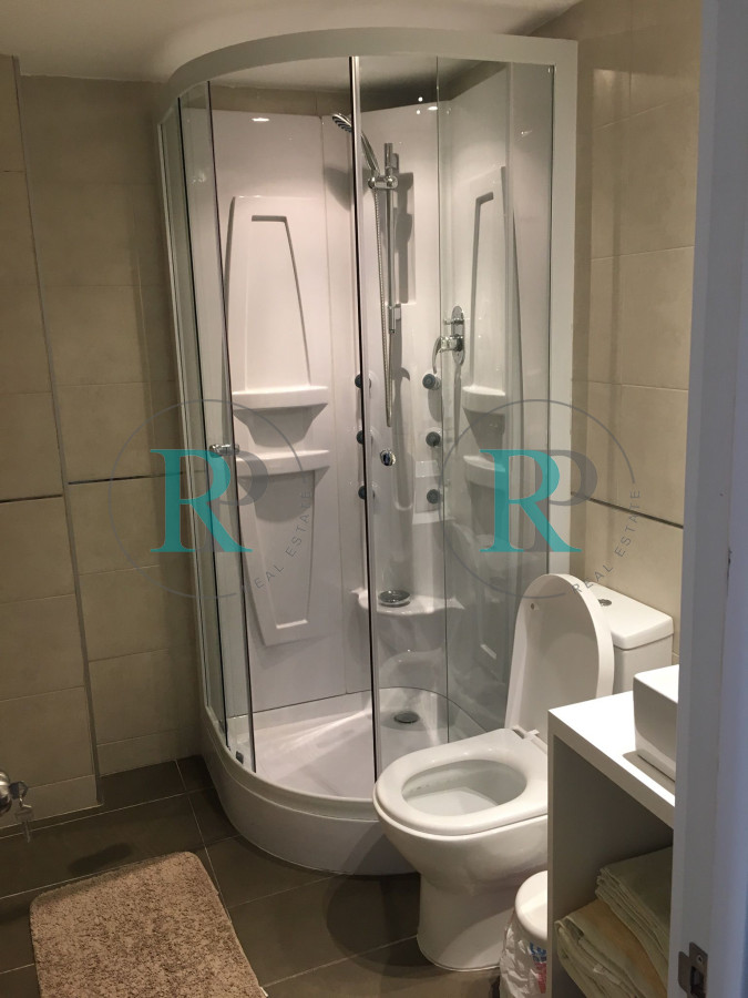 Apartamento ID.1831 - PUNTA DLE ESTE PENINSULA SOBRE GORLERO MONO AMBIENTE EDIFICIO CON SERVICIOS