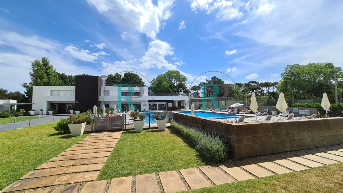 Apartamento ID.1830 - PUNTA DEL ESTE BRAVA OCEAN DRIVE 1 DORMITORIO