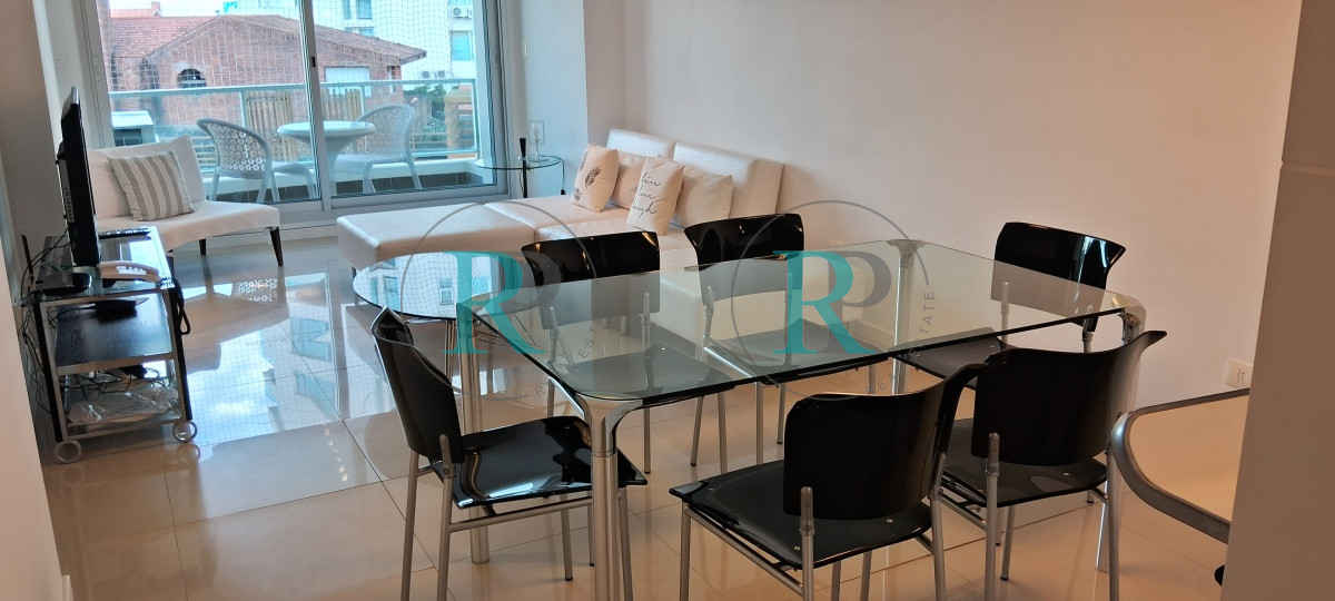 Apartamento ID.1850 - PUNTA DEL ESTE BRAVA APTO DE 2 DORMITORIOS EN SUITE BALCON GARAJE AMENITIES 