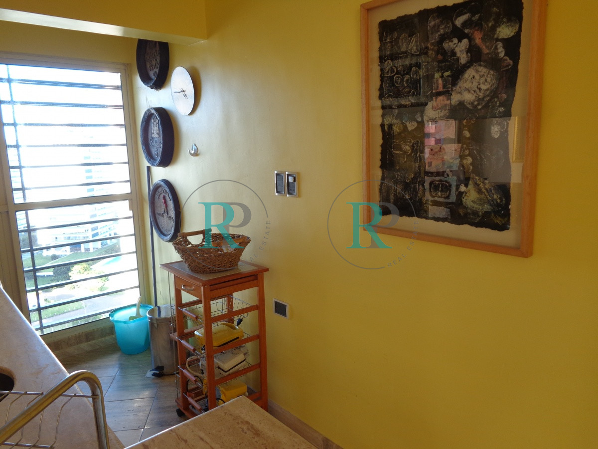Apartamento ID.1932 - PUNTA DEL ESTE APARTAMENTO 2 DORMITORIOS EDIFICIO CON SERVICIOS