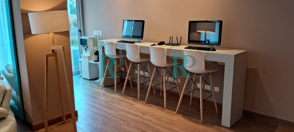 Apartamento ID.1850 - PUNTA DEL ESTE BRAVA APTO DE 2 DORMITORIOS EN SUITE BALCON GARAJE AMENITIES 