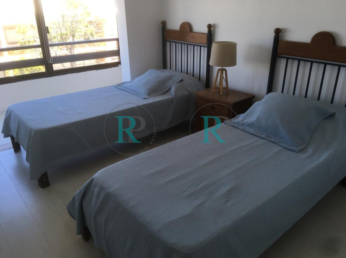 Apartamento ID.1910 -     Apartamento en Península 3 dormitorios - Punta del Este