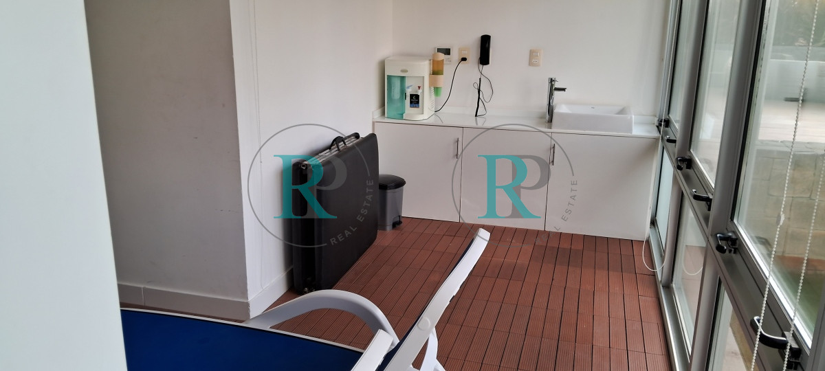 Apartamento ID.1850 - PUNTA DEL ESTE BRAVA APTO DE 2 DORMITORIOS EN SUITE BALCON GARAJE AMENITIES 