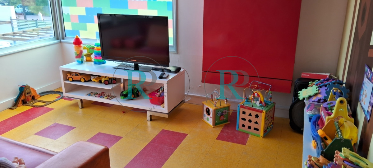 Apartamento ID.1850 - PUNTA DEL ESTE BRAVA APTO DE 2 DORMITORIOS EN SUITE BALCON GARAJE AMENITIES 