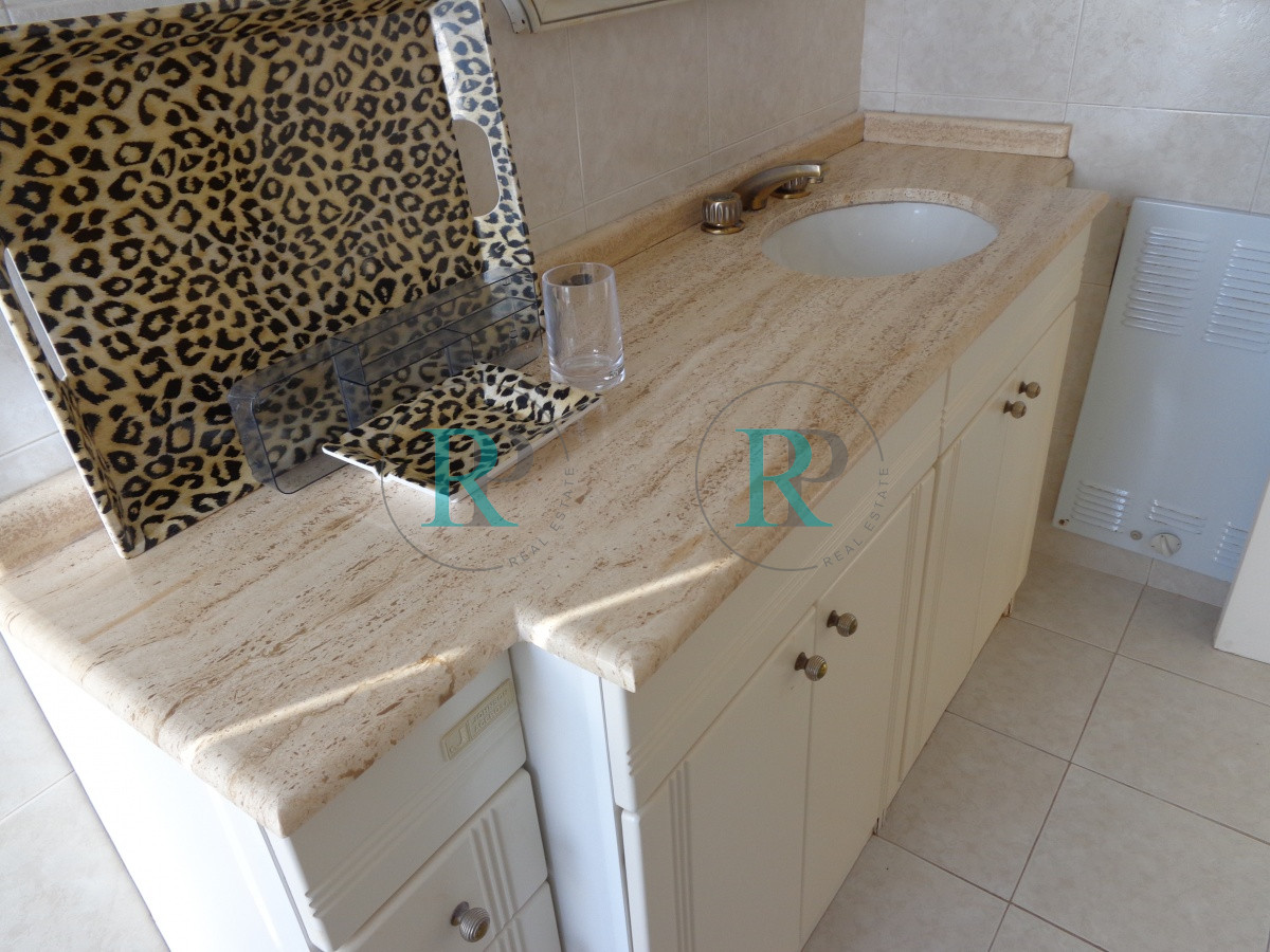 Apartamento ID.1932 - PUNTA DEL ESTE APARTAMENTO 2 DORMITORIOS EDIFICIO CON SERVICIOS