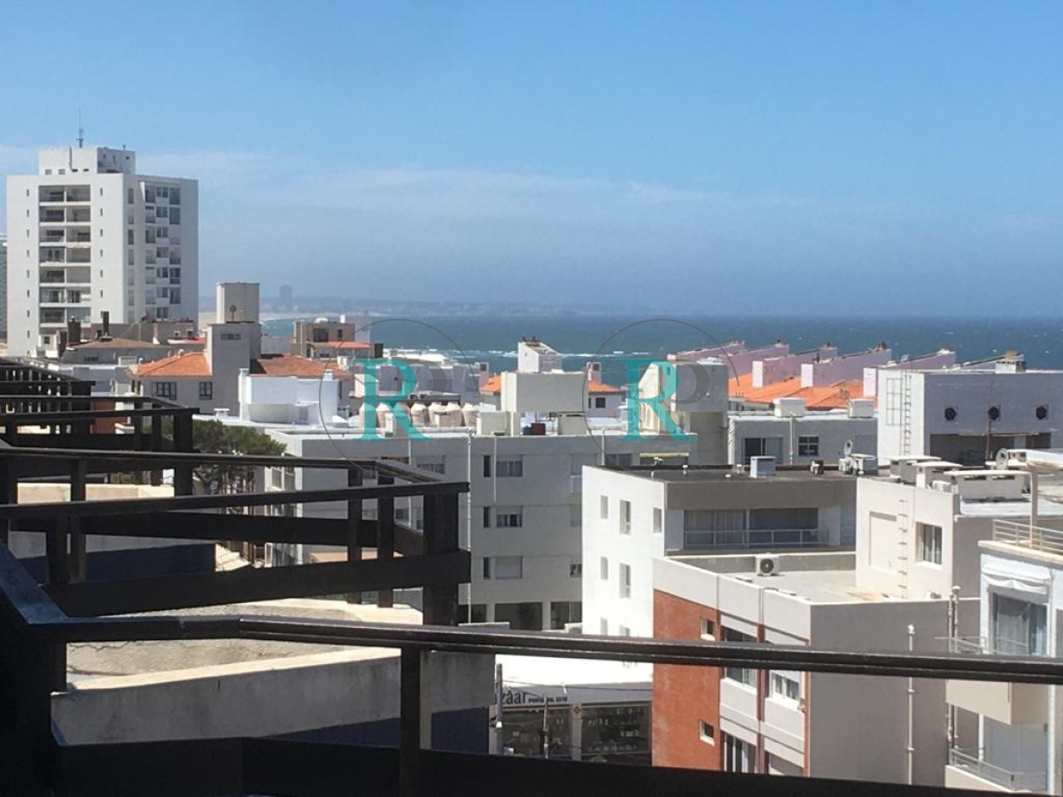 Apartamento ID.1910 -     Apartamento en Península 3 dormitorios - Punta del Este