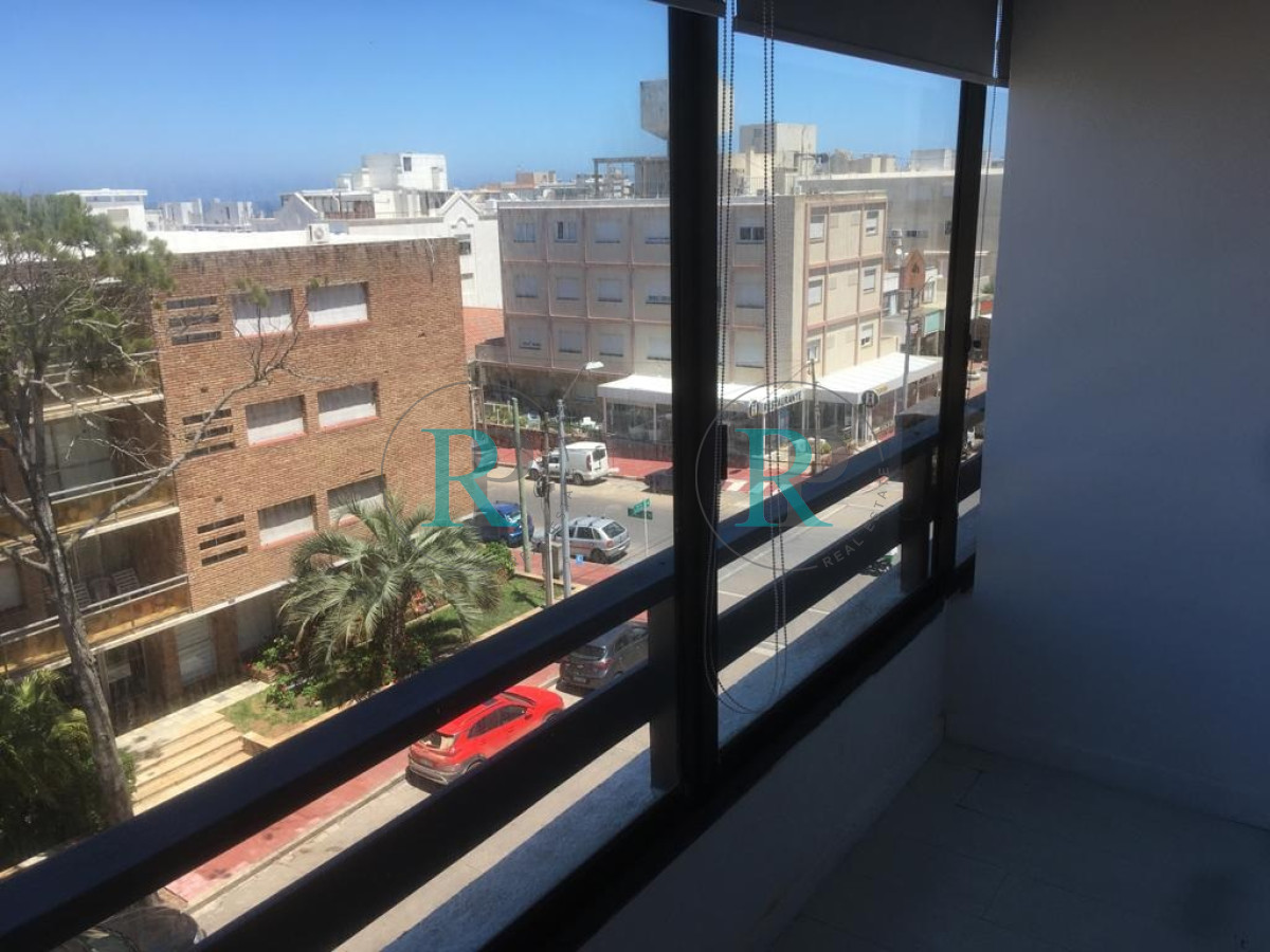Apartamento ID.1910 -     Apartamento en Península 3 dormitorios - Punta del Este