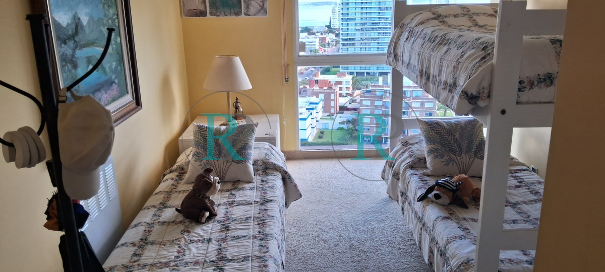Apartamento ID.1932 - PUNTA DEL ESTE APARTAMENTO 2 DORMITORIOS EDIFICIO CON SERVICIOS