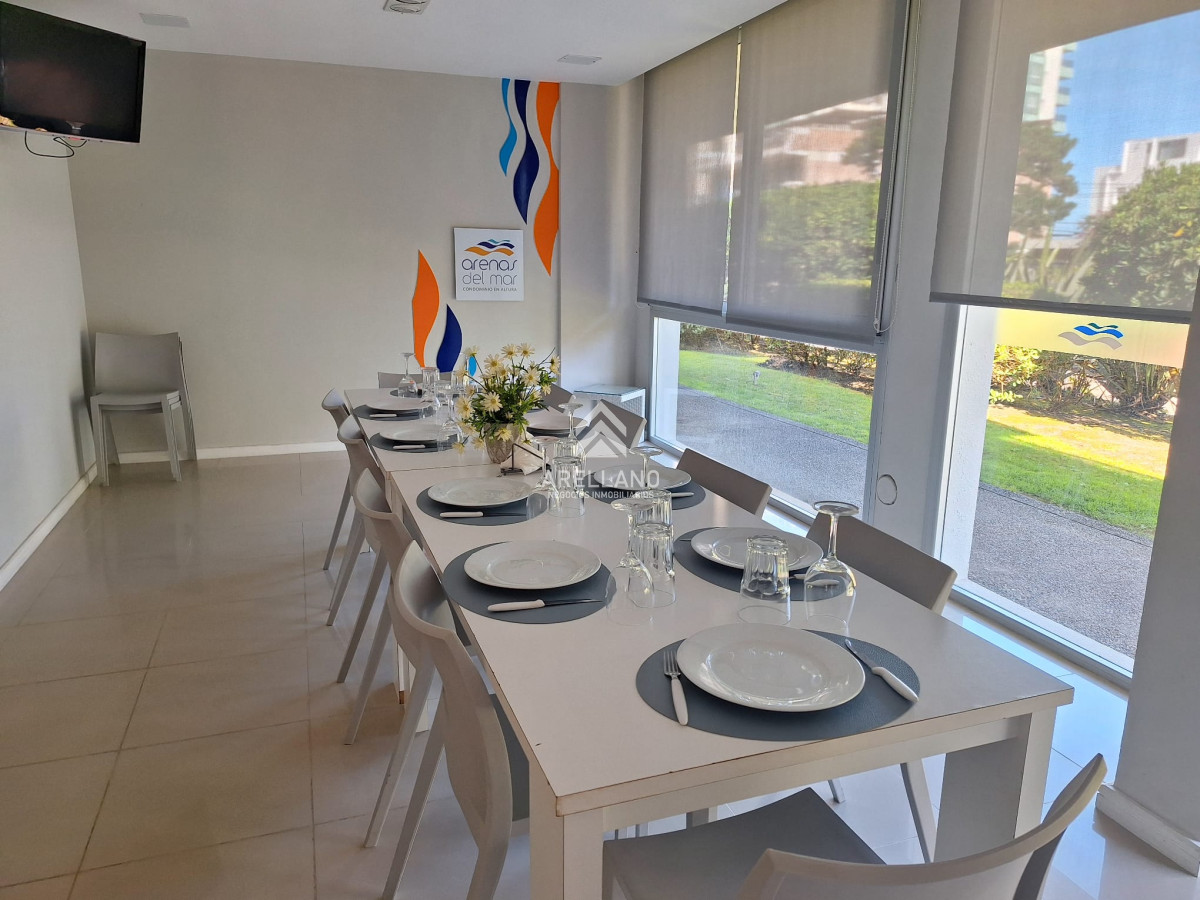 Apartamento ID.3559 - PUNTA DEL ESTE A METROS DE LA BRAVA 2 DORMITORIOS 2 BAÑOS GARAGE