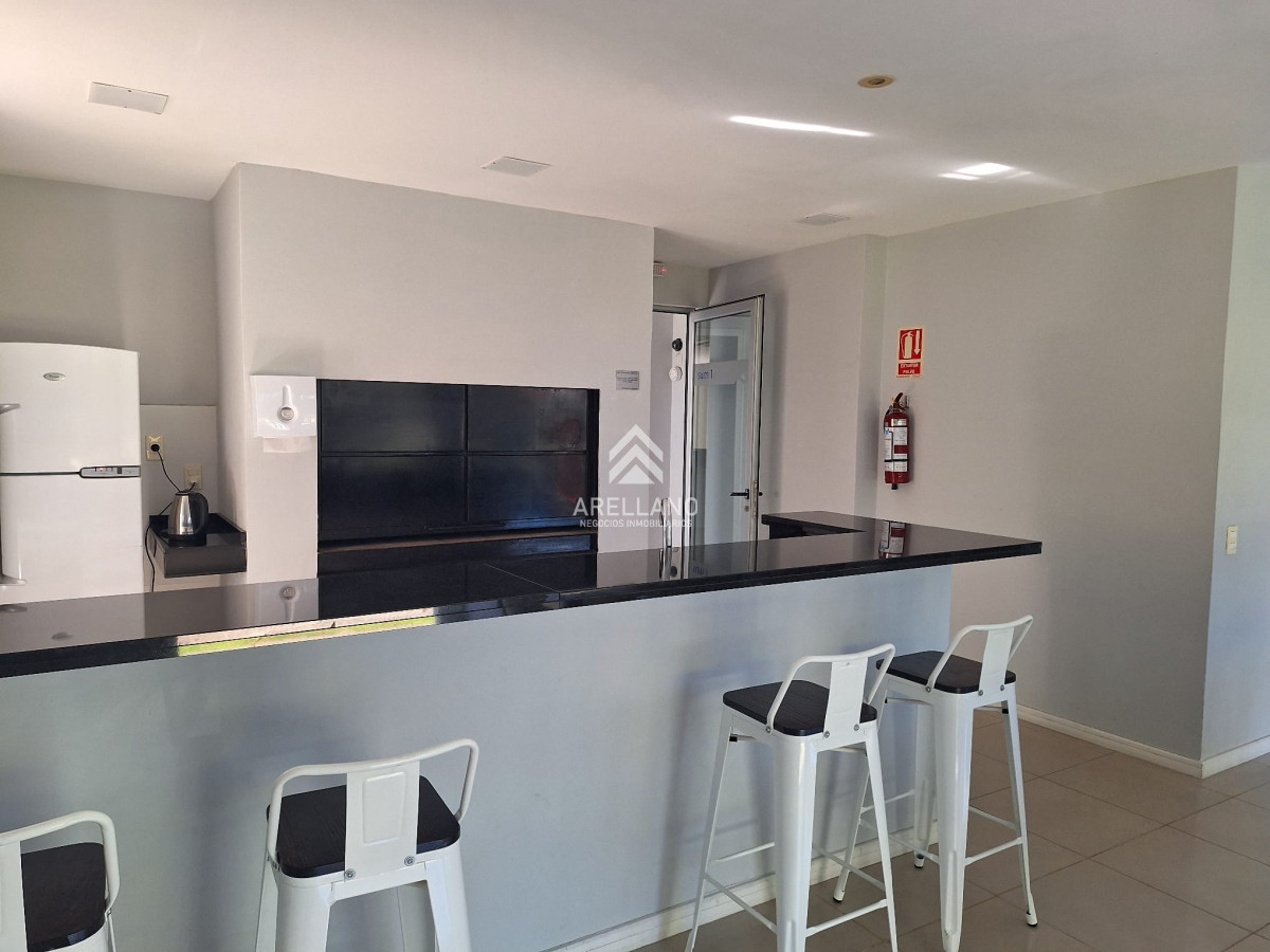 Apartamento ID.3559 - PUNTA DEL ESTE A METROS DE LA BRAVA 2 DORMITORIOS 2 BAÑOS GARAGE