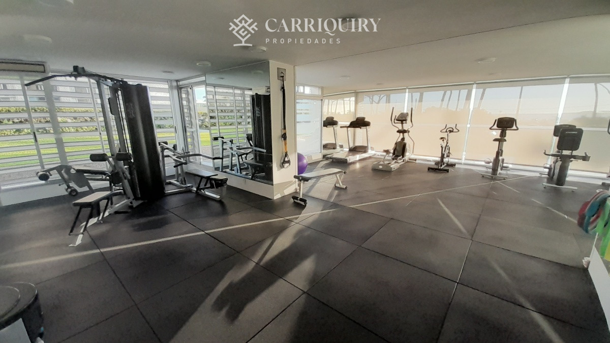 Apartamento ID.5944 - PUNTA DEL ESTE MANSA PARADA 7 EXCELENTE PROPIEDAD !!! 