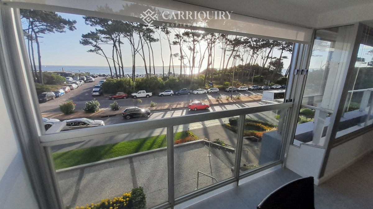 Apartamento ID.5944 - PUNTA DEL ESTE MANSA PARADA 7 EXCELENTE PROPIEDAD !!! 