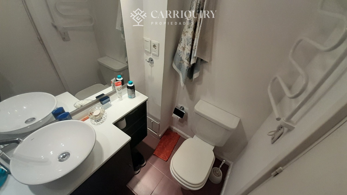 Apartamento ID.5944 - PUNTA DEL ESTE MANSA PARADA 7 EXCELENTE PROPIEDAD !!! 