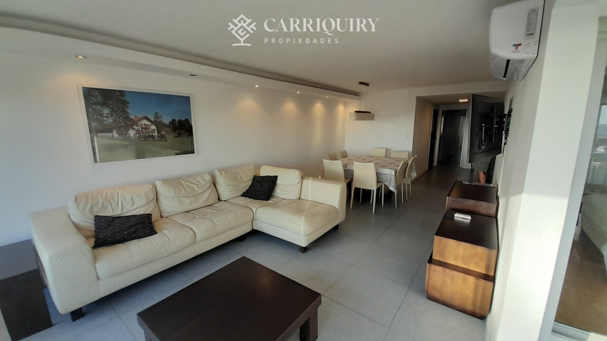 Apartamento ID.5944 - PUNTA DEL ESTE MANSA PARADA 7 EXCELENTE PROPIEDAD !!! 