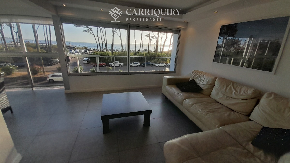 Apartamento ID.5944 - PUNTA DEL ESTE MANSA PARADA 7 EXCELENTE PROPIEDAD !!! 