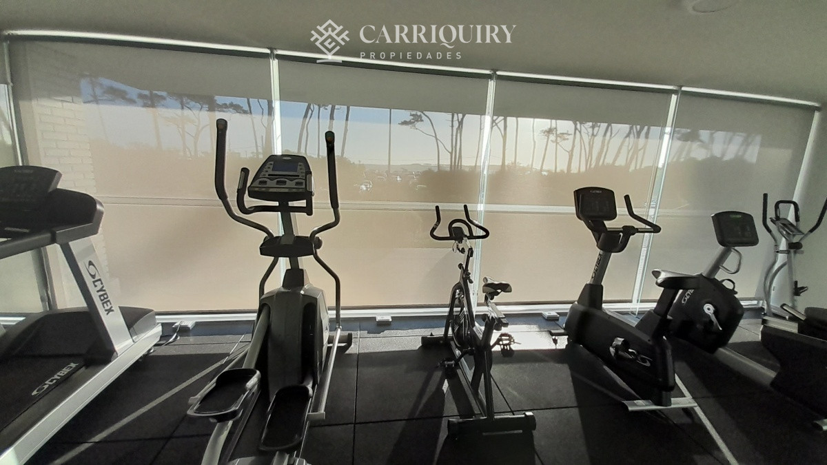 Apartamento ID.5944 - PUNTA DEL ESTE MANSA PARADA 7 EXCELENTE PROPIEDAD !!! 