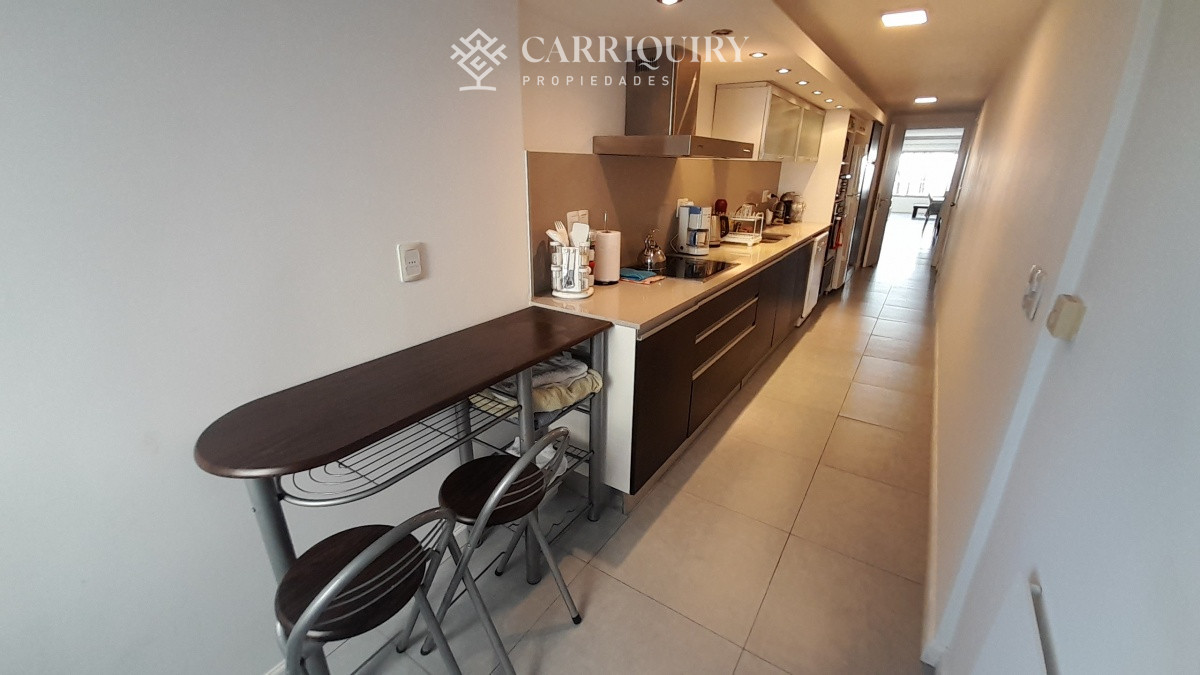 Apartamento ID.5944 - PUNTA DEL ESTE MANSA PARADA 7 EXCELENTE PROPIEDAD !!! 