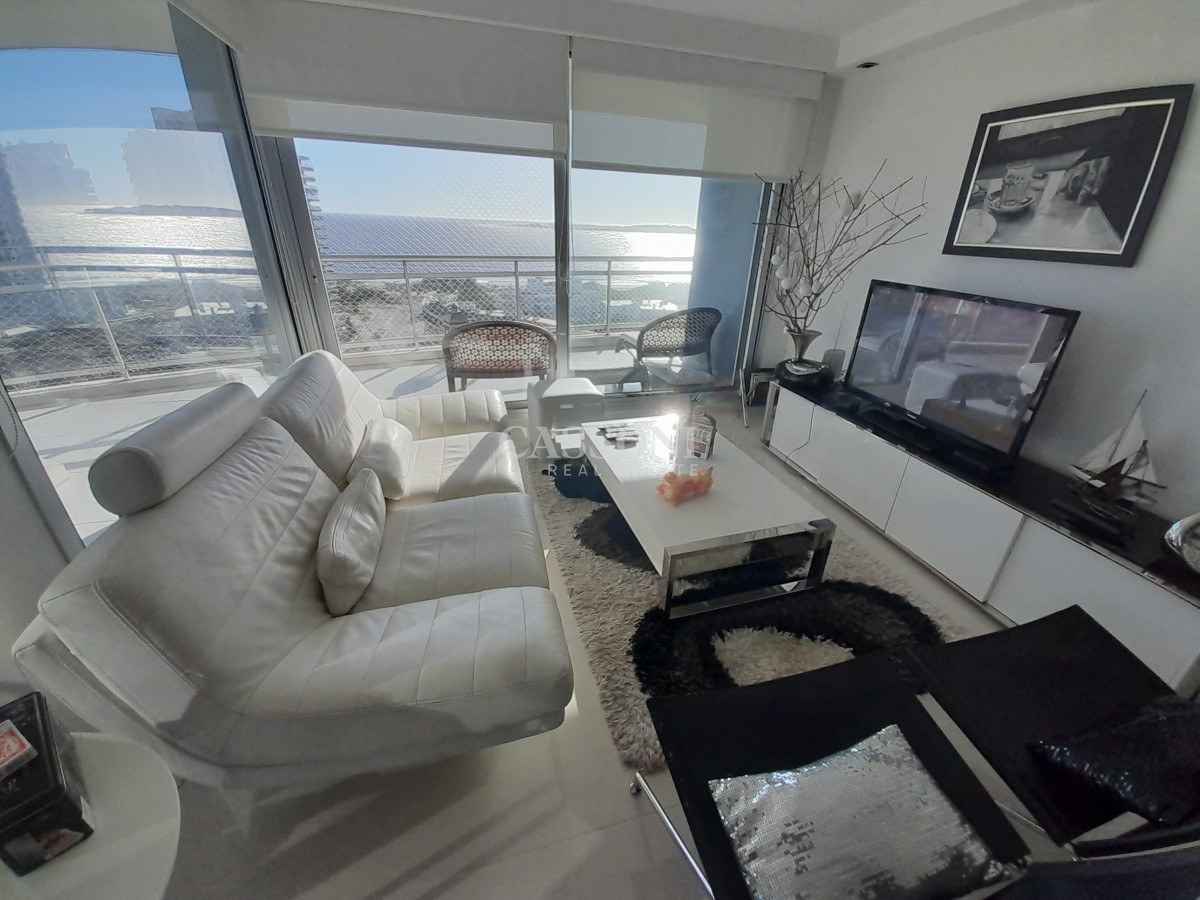 Apartamento ID.1388 - PUNTA DEL ESTE MANSA 3 DORMITORIOS Y DEPENDENCIA EXCELENTE VISTA AL MAR!!! 