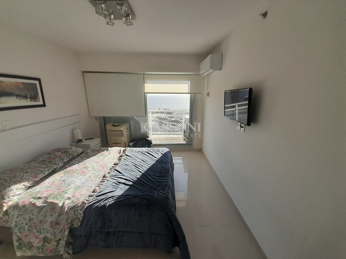 Apartamento ID.1388 - PUNTA DEL ESTE MANSA 3 DORMITORIOS Y DEPENDENCIA EXCELENTE VISTA AL MAR!!! 