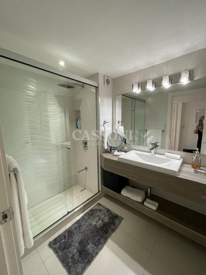 Apartamento ID.548 - PUNTA DEL ESTE BRAVA PRIMERA LINEA 3 DORMITORIOS SERVICIOS 
