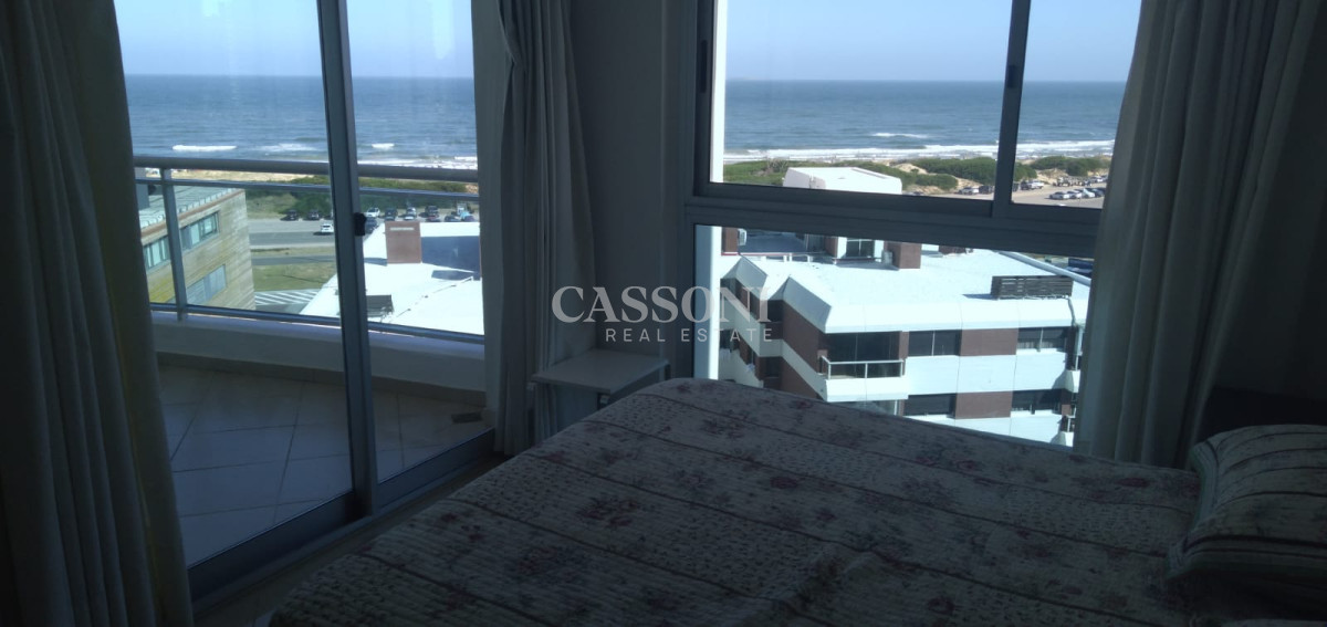 Apartamento ID.863 - PUNTA DEL ESTE BRAVA 3 DORMITORIOS Y DEPENDENCIA 