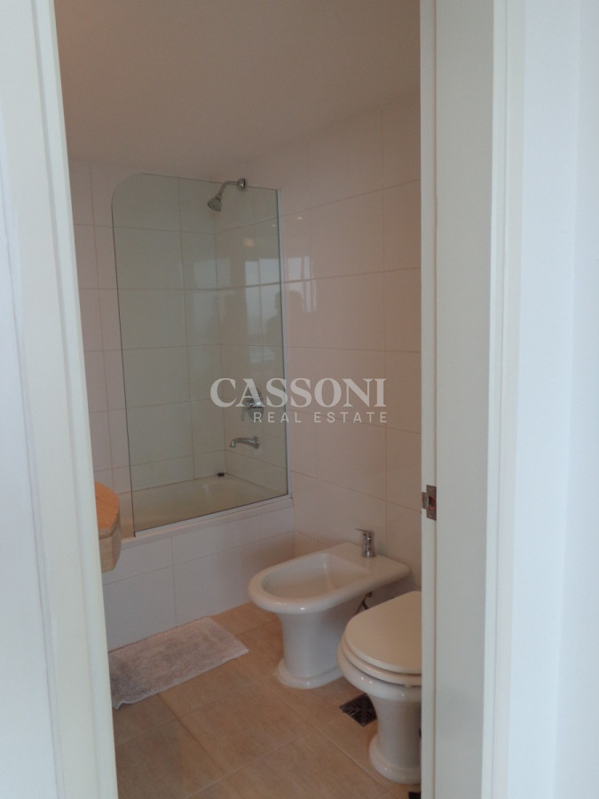 Apartamento ID.863 - PUNTA DEL ESTE BRAVA 3 DORMITORIOS Y DEPENDENCIA 