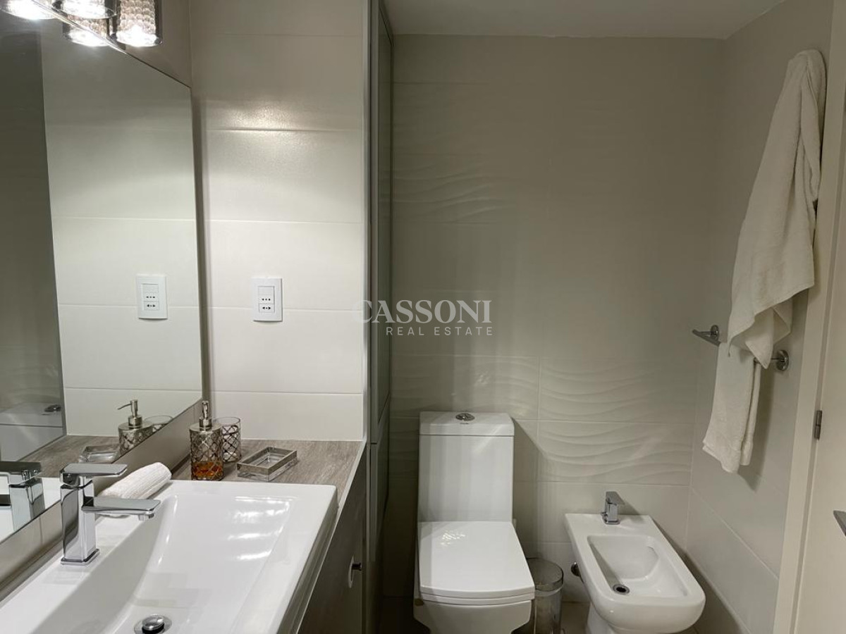 Apartamento ID.548 - PUNTA DEL ESTE BRAVA PRIMERA LINEA 3 DORMITORIOS SERVICIOS 