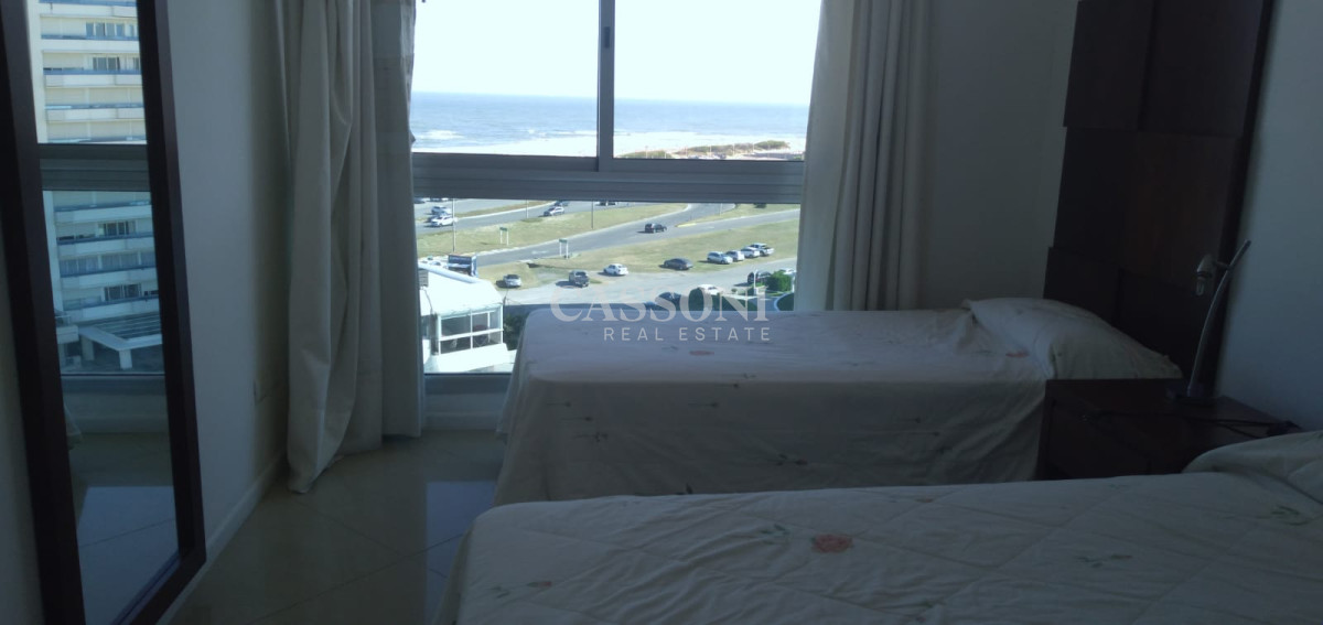 Apartamento ID.863 - PUNTA DEL ESTE BRAVA 3 DORMITORIOS Y DEPENDENCIA 
