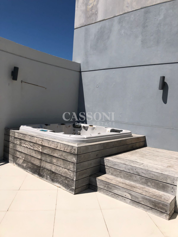 Apartamento ID.1388 - PUNTA DEL ESTE MANSA 3 DORMITORIOS Y DEPENDENCIA EXCELENTE VISTA AL MAR!!! 