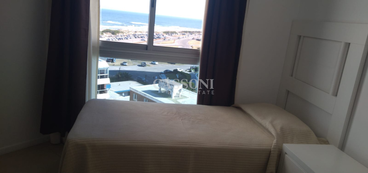Apartamento ID.863 - PUNTA DEL ESTE BRAVA 3 DORMITORIOS Y DEPENDENCIA 