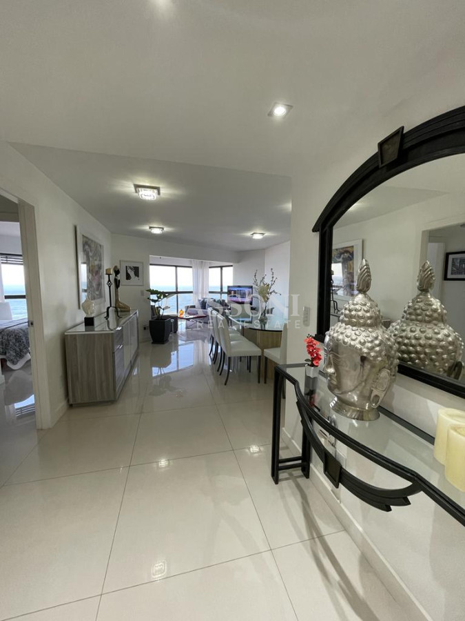Apartamento ID.548 - PUNTA DEL ESTE BRAVA PRIMERA LINEA 3 DORMITORIOS SERVICIOS 