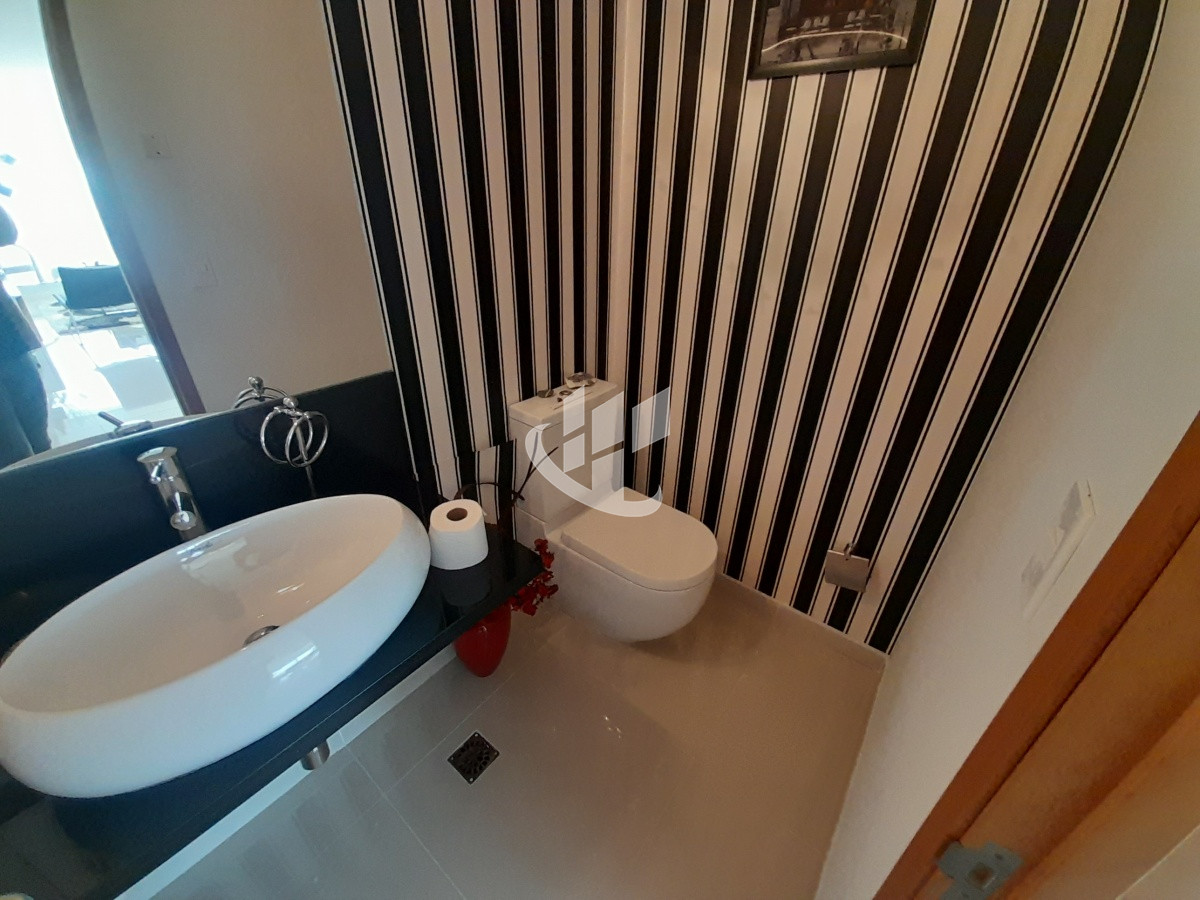 Apartamento ID.1625 - PUNTA DEL ESTE MANSA 3 DORMITORIOS Y DEPENDENCIA EXCELENTE VISTA AL MAR!!! 