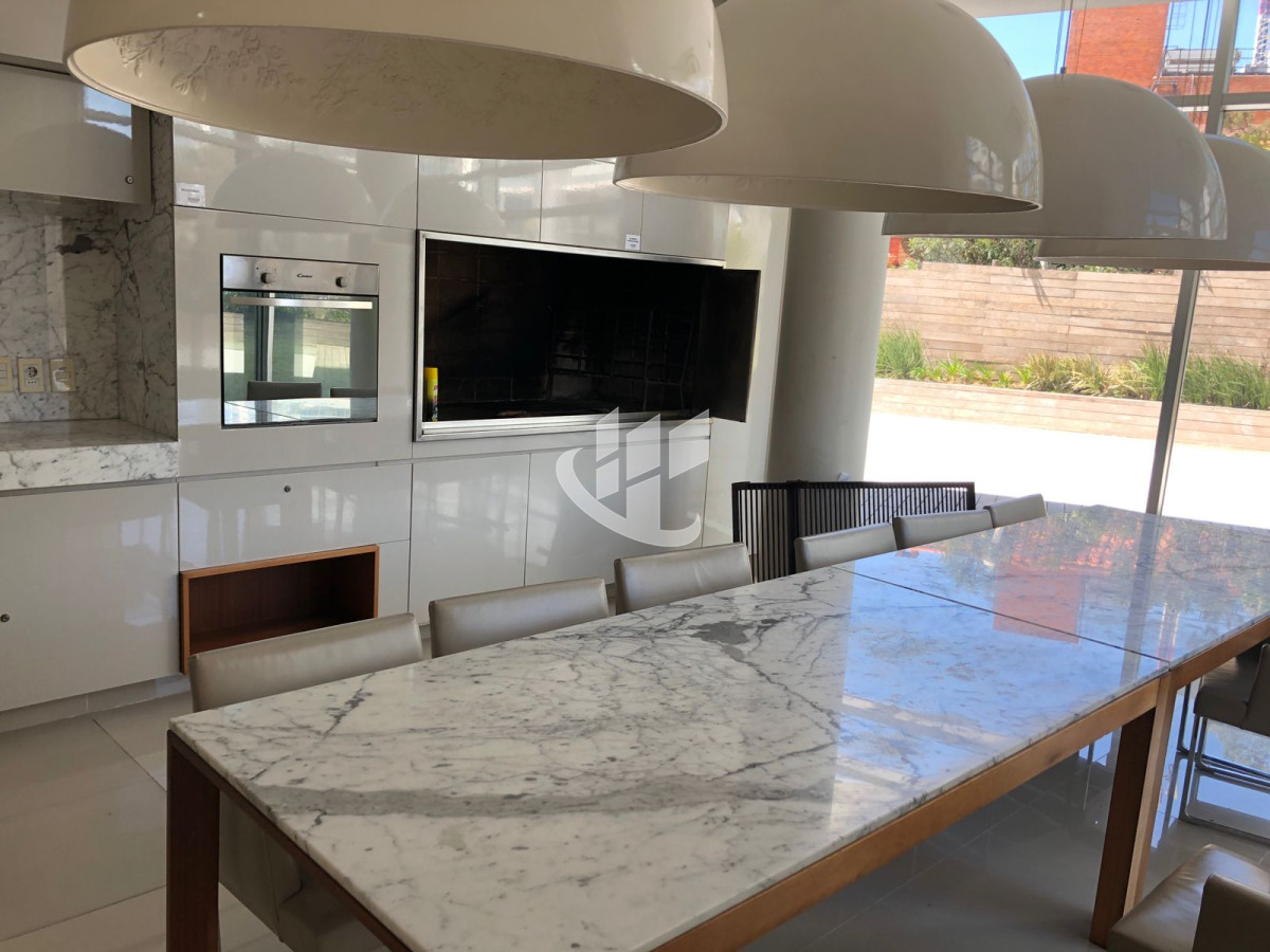Apartamento ID.1625 - PUNTA DEL ESTE MANSA 3 DORMITORIOS Y DEPENDENCIA EXCELENTE VISTA AL MAR!!! 