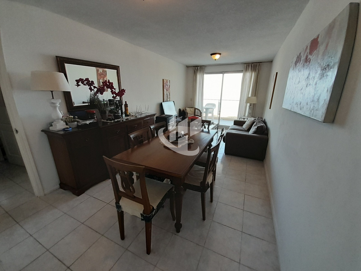 Apartamento ID.1497 - PUNTA DEL ESTE PARADA 2 BRAVA 2 DORMITORIOS EDIFICIO CON SERVICIOS