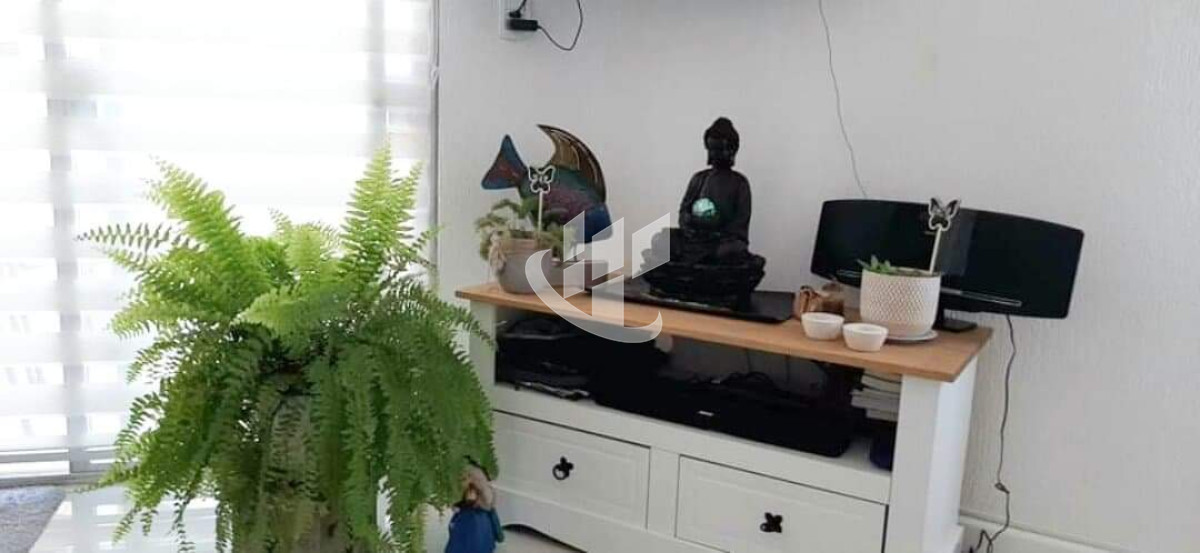 Apartamento ID.2103 - PUNTA DEL ESTE AV ITALIA A METROS DE PDA 3 MANSA Y BRAVA 