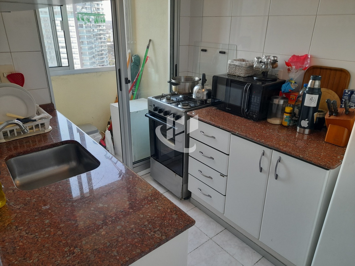 Apartamento ID.1497 - PUNTA DEL ESTE PARADA 2 BRAVA 2 DORMITORIOS EDIFICIO CON SERVICIOS