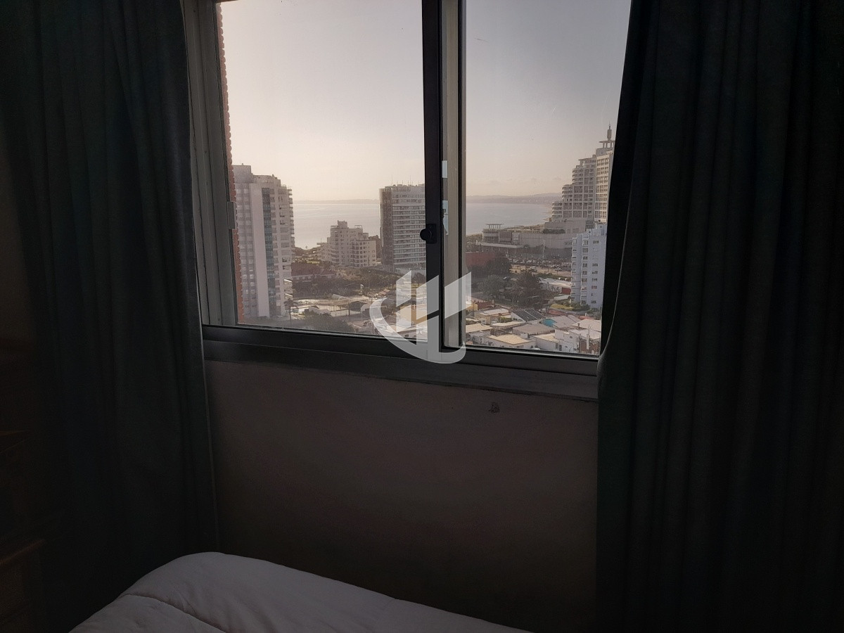 Apartamento ID.1497 - PUNTA DEL ESTE PARADA 2 BRAVA 2 DORMITORIOS EDIFICIO CON SERVICIOS