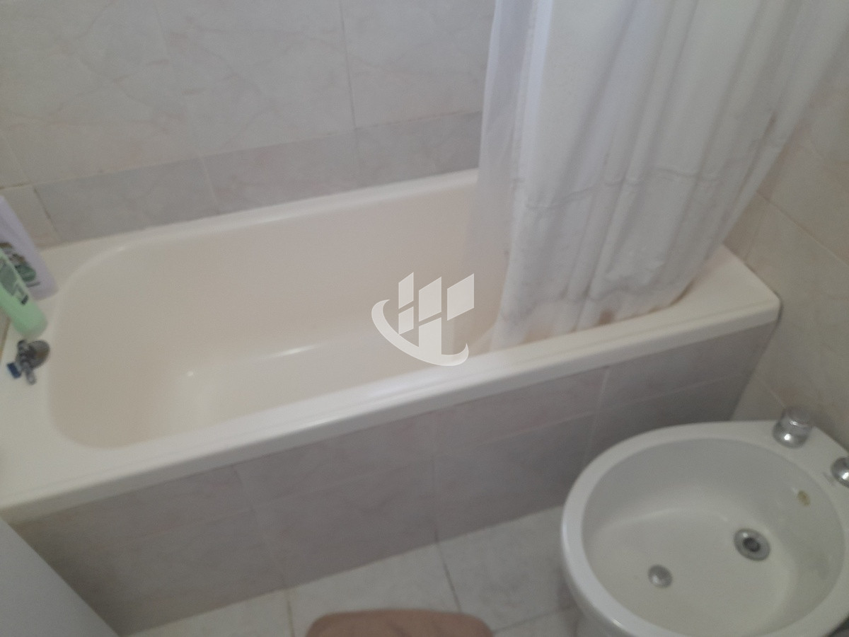 Apartamento ID.1497 - PUNTA DEL ESTE PARADA 2 BRAVA 2 DORMITORIOS EDIFICIO CON SERVICIOS