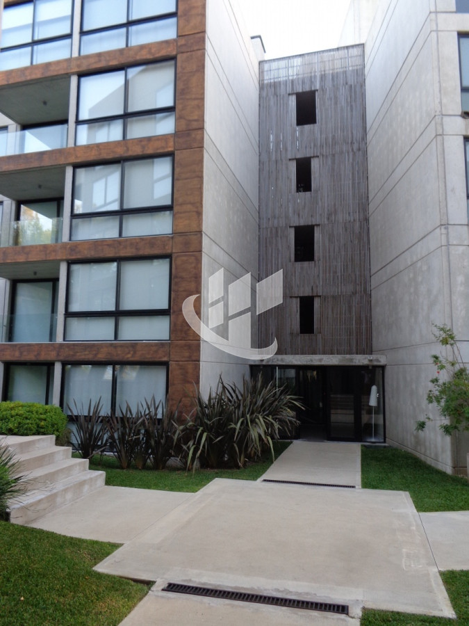 Apartamento ID.1630 - PUNTA DEL ESTE APARTAMENTO 3 DORMITORIOS PISCINA INTERIOR Y EXTERIOR 