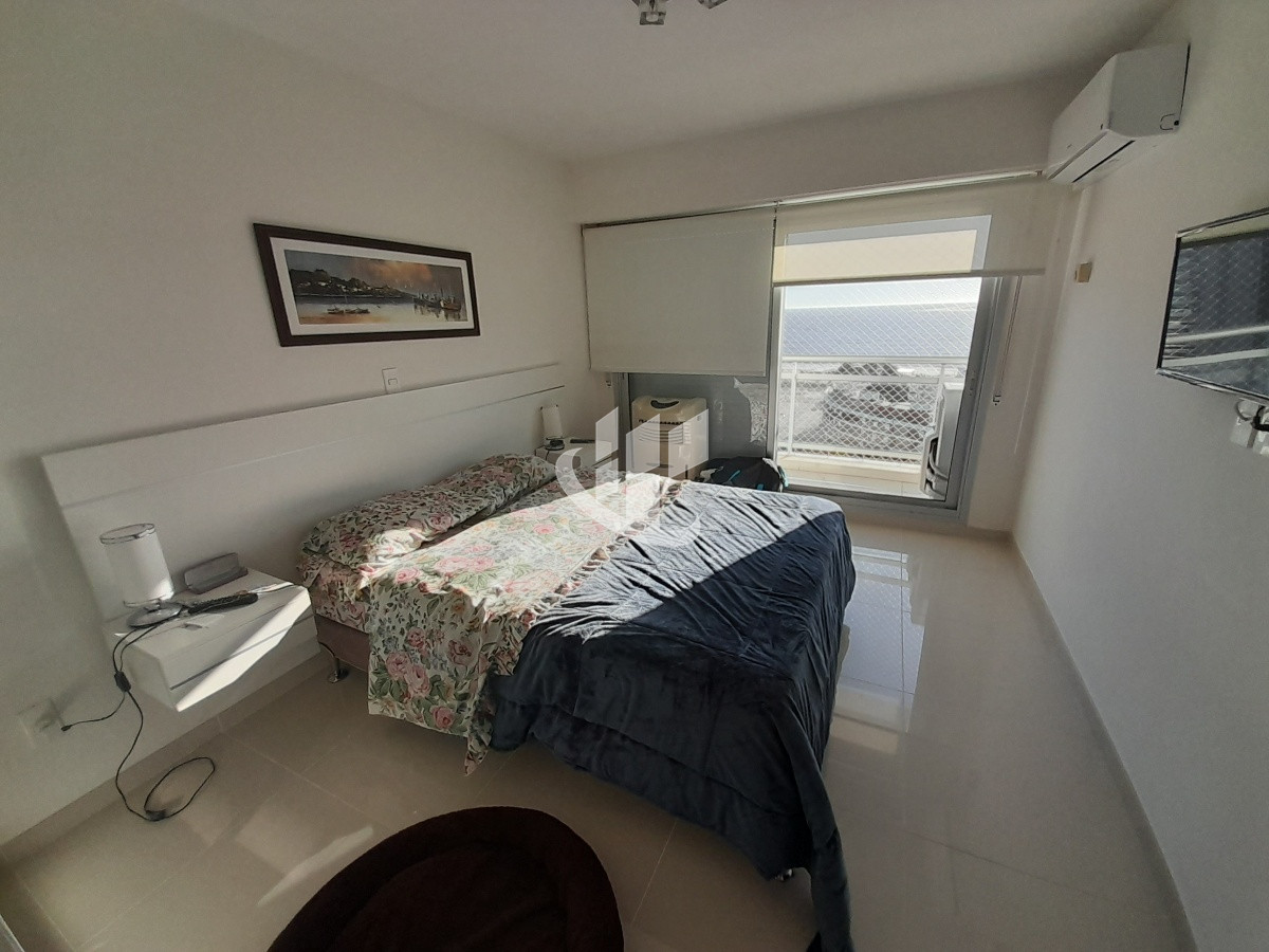 Apartamento ID.1625 - PUNTA DEL ESTE MANSA 3 DORMITORIOS Y DEPENDENCIA EXCELENTE VISTA AL MAR!!! 