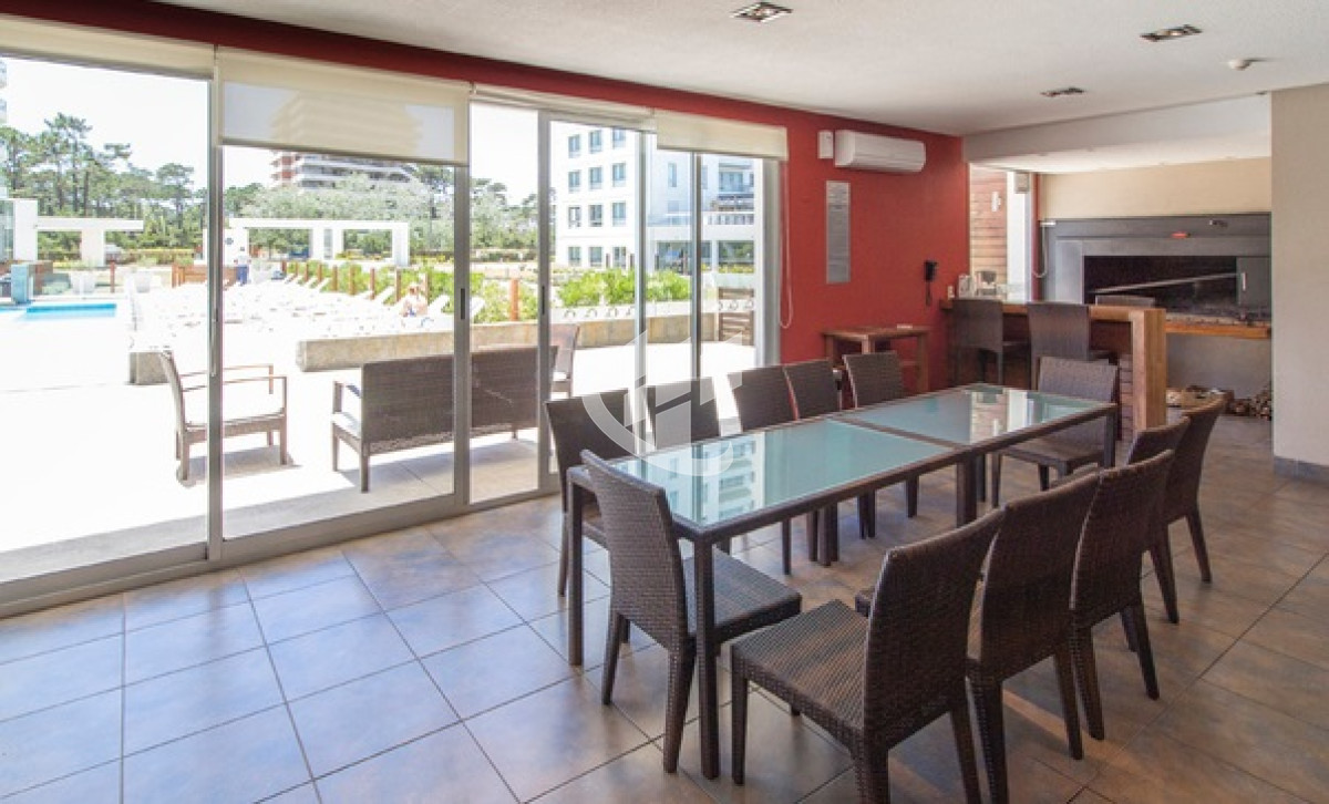 Apartamento ID.2095 - PUNTA DEL ESTE BRAVA OCEAN DRIVE 2 DORMITORIOS 