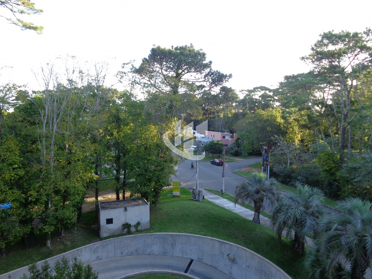 Apartamento ID.1630 - PUNTA DEL ESTE APARTAMENTO 3 DORMITORIOS PISCINA INTERIOR Y EXTERIOR 